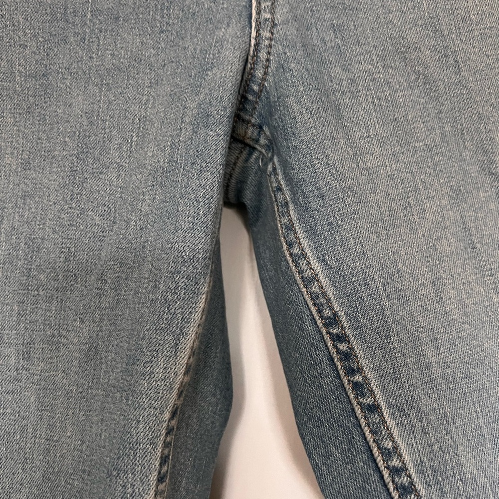 Everlane Cheeky Bootcut Jean - Picture 3 of 6
